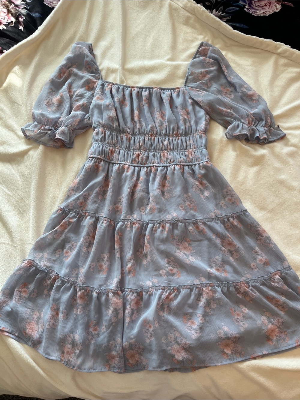 Women’s TRIXXI baby blue w/pink floral print dress